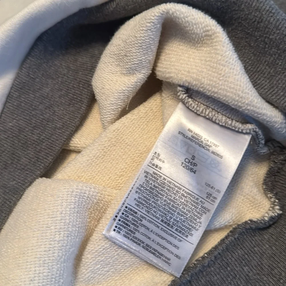 GAP excellent pullover